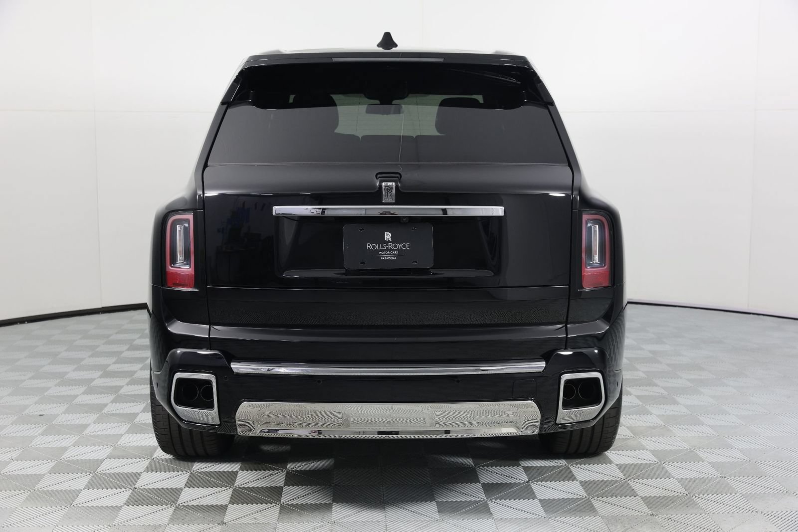 New 2026 Rolls-Royce Cullinan AWD/4WD image 6