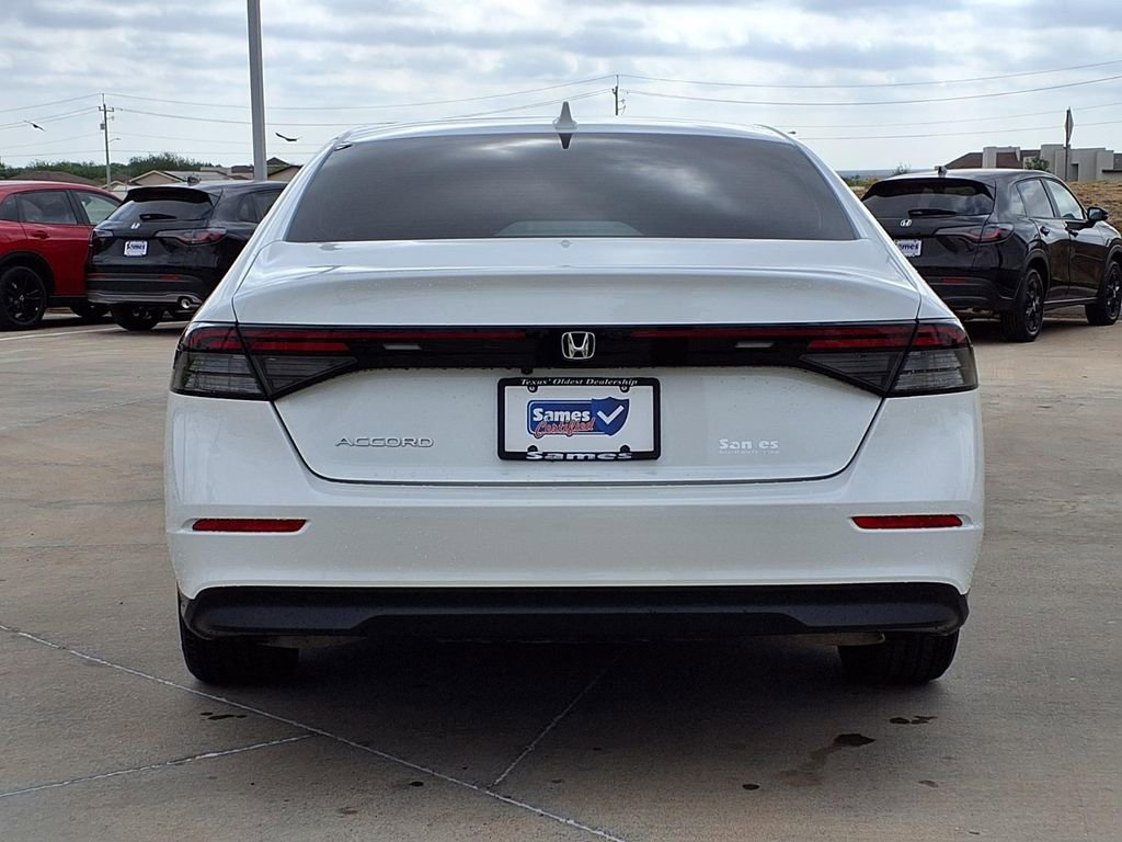 Used 2024 Honda Accord EX image 6