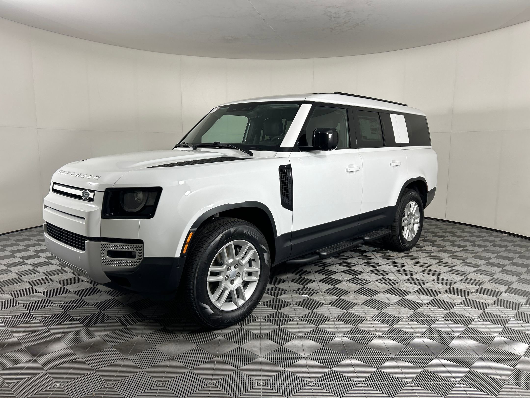 New 2025 Land Rover Defender 130 S video 1