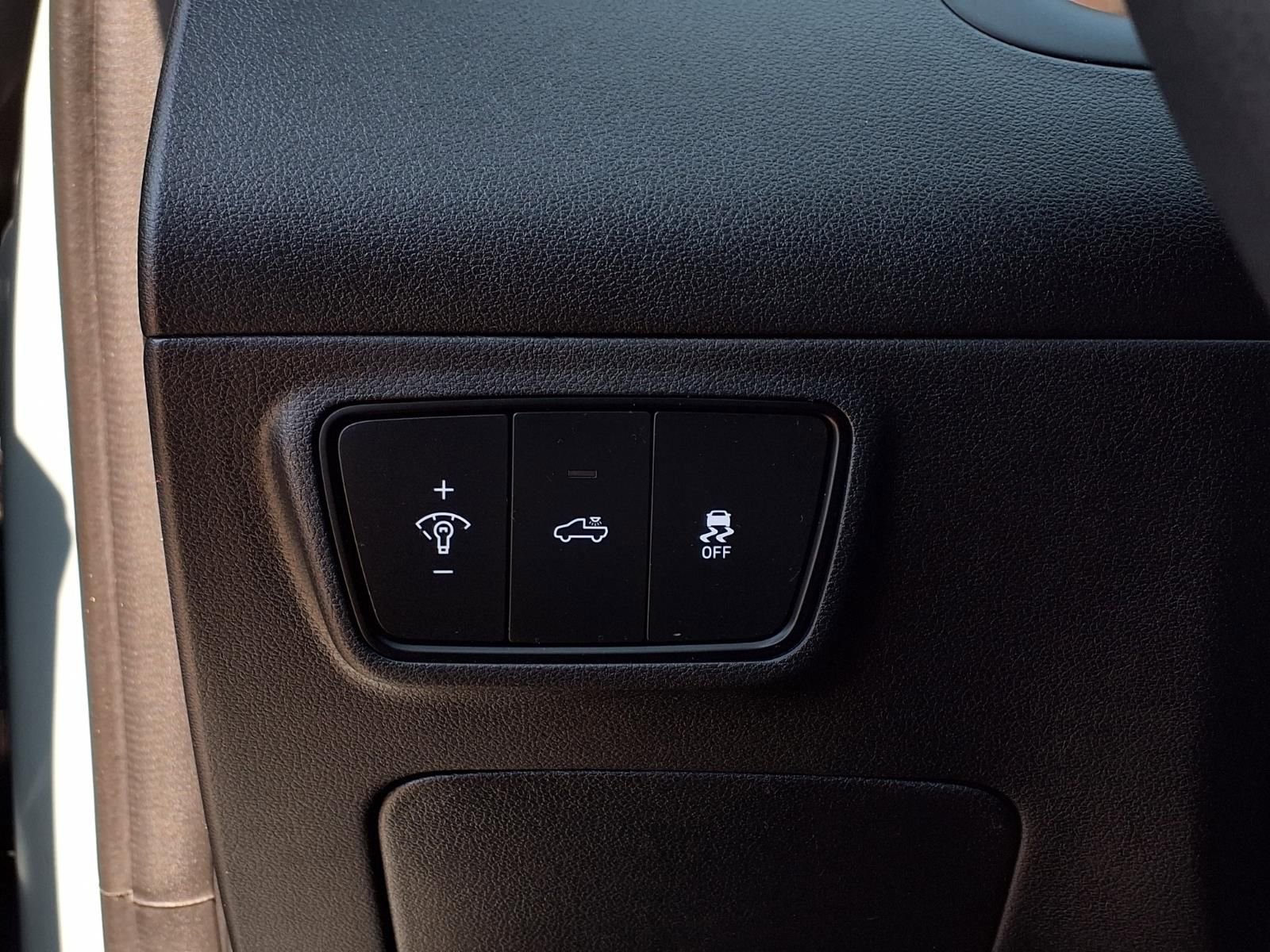 Used 2022 Hyundai Santa Cruz SEL w/ Activity Package image 15