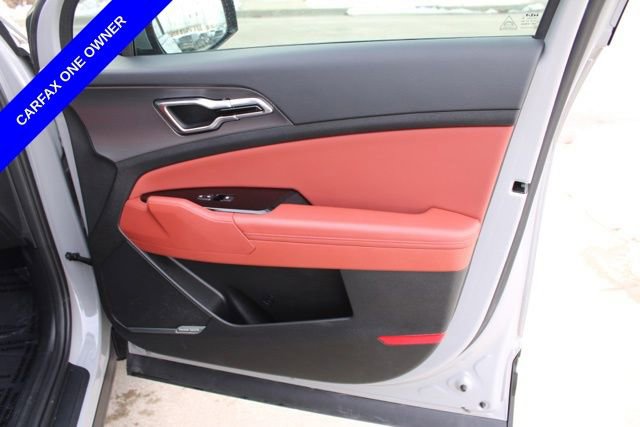 Used 2025 Kia Sportage SX image 22