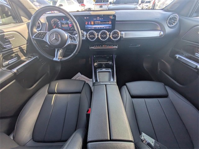 Used 2025 Mercedes-Benz GLB 250 image 12