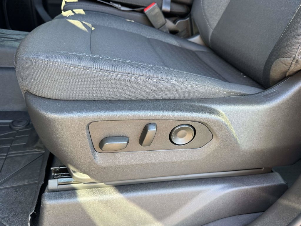 New 2026 Chevrolet Silverado 1500 Custom w/ Turbomax Blackout Package AWD/4WD image 19