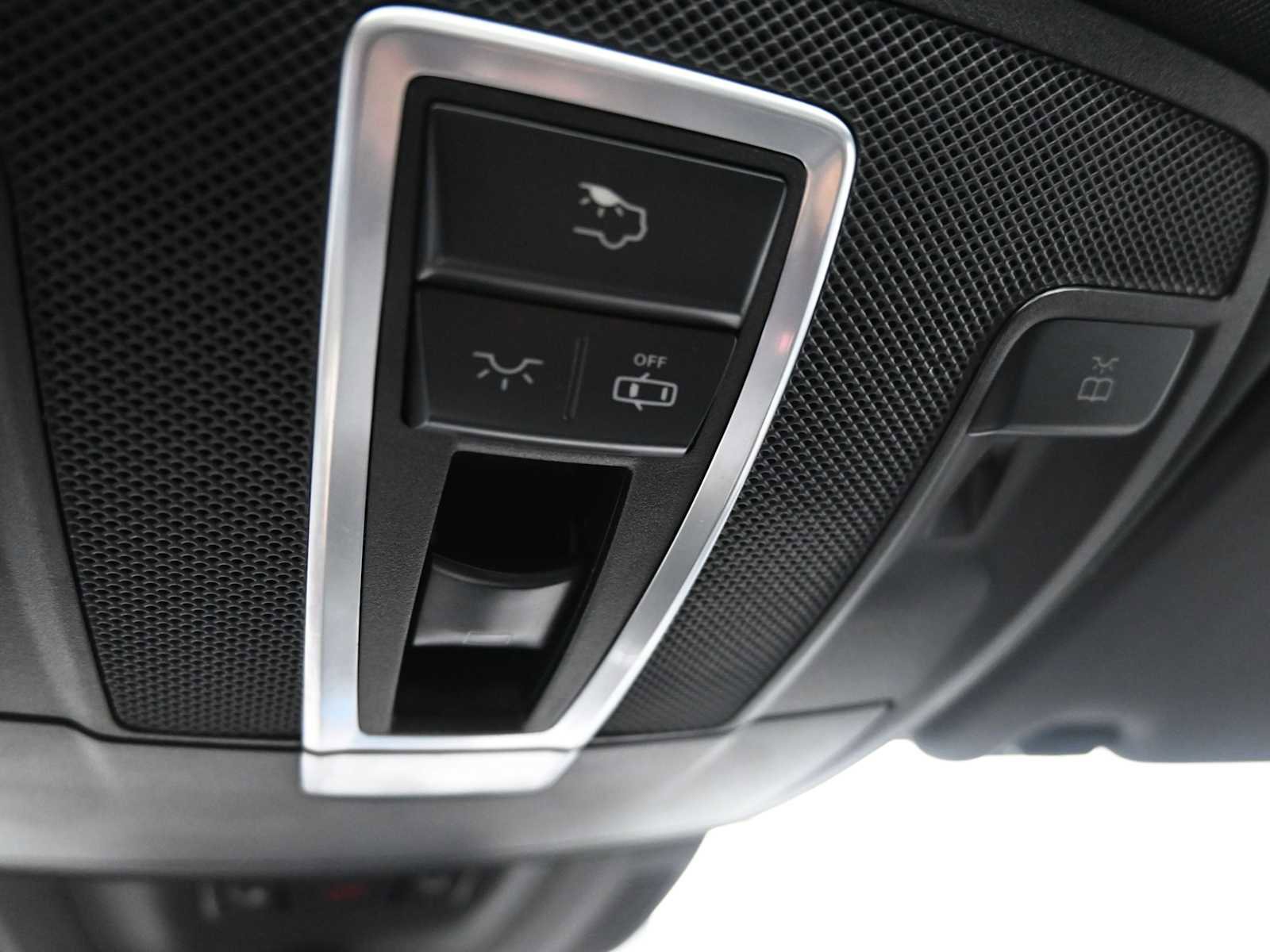 Used 2017 Mercedes-Benz GLS 450 4MATIC image 26