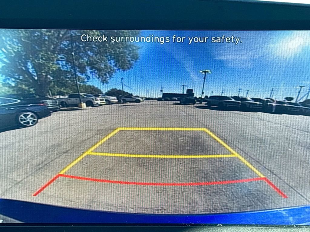 Used 2023 Hyundai Elantra SEL w/ Cargo Package image 13