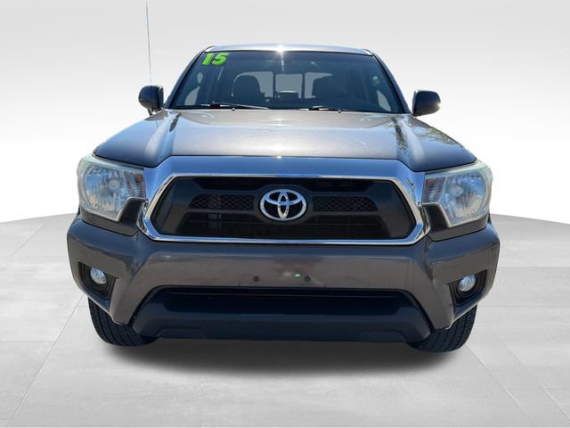 Used 2015 Toyota Tacoma 4x4 Double Cab w/ SR5 Package image 2