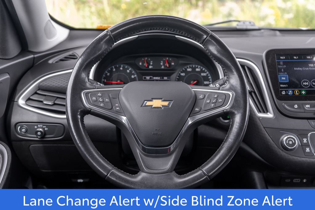 Used 2021 Chevrolet Malibu RS FWD image 14