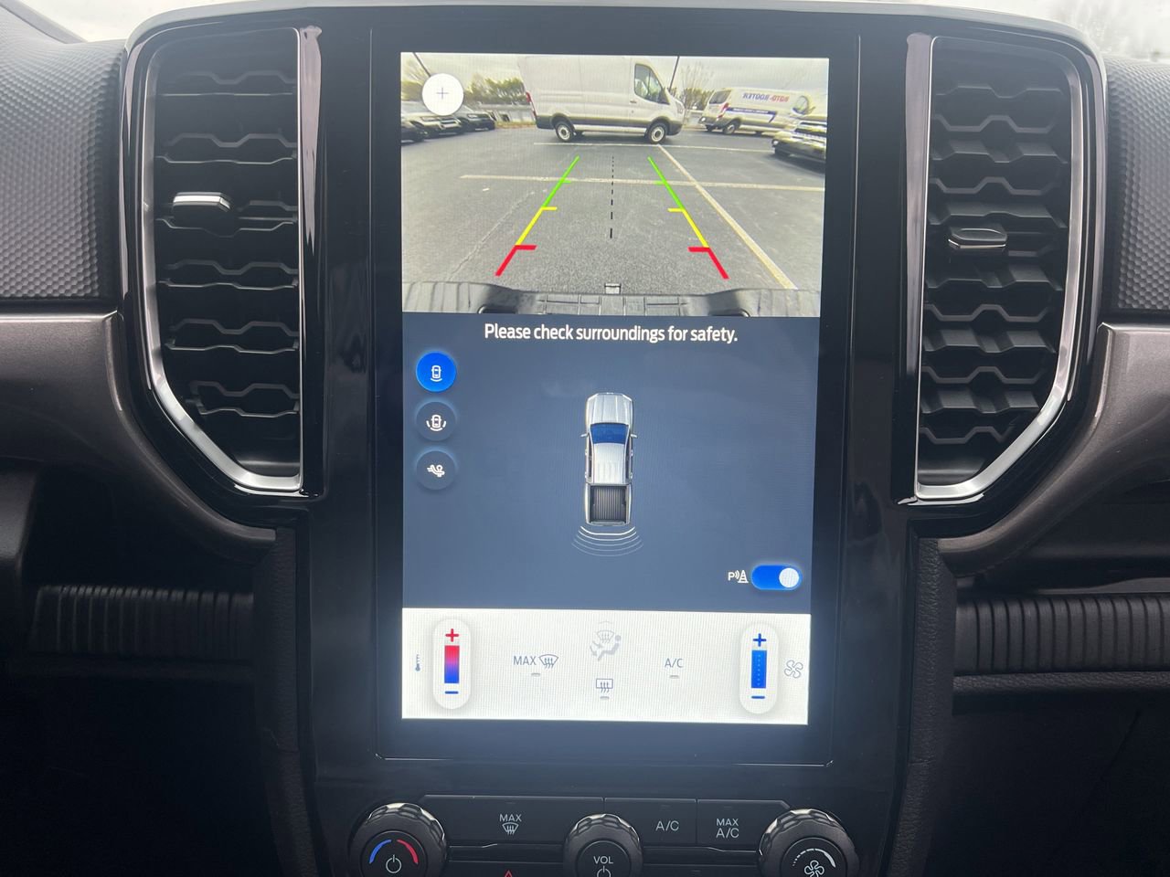 New 2025 Ford Ranger XLT w/ FX4 Off-Road Package image 4