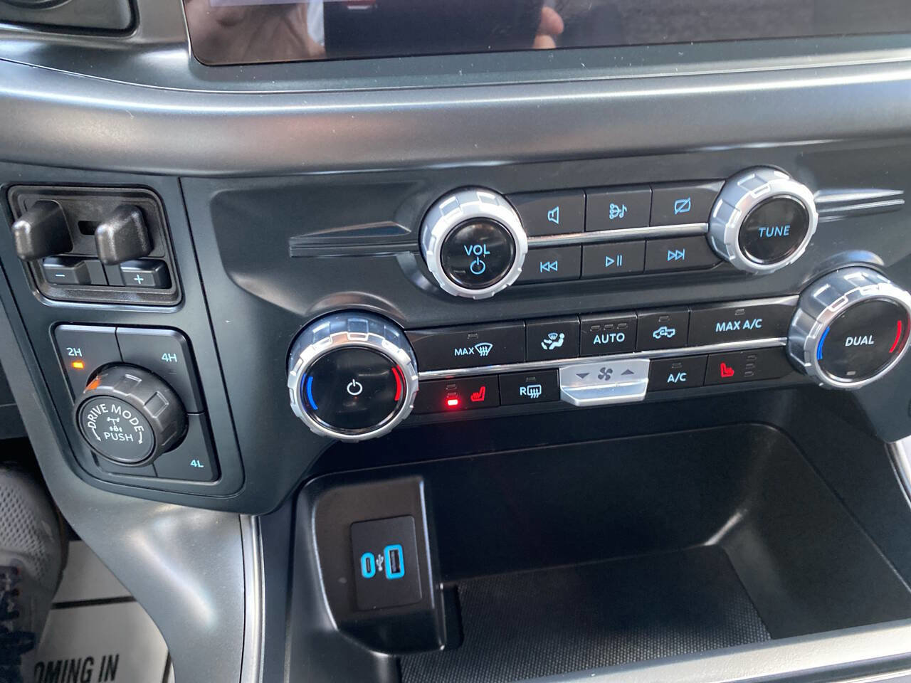 Used 2024 Ford F150 Tremor w/ Bed Utility Package image 31