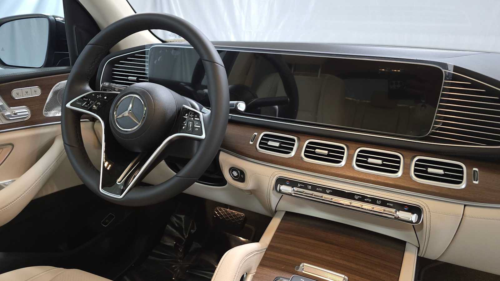 New 2026 Mercedes-Benz GLE 450 4MATIC image 11