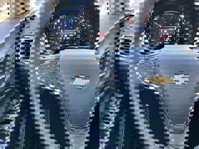 Used 2024 Chevrolet Equinox Premier image 18