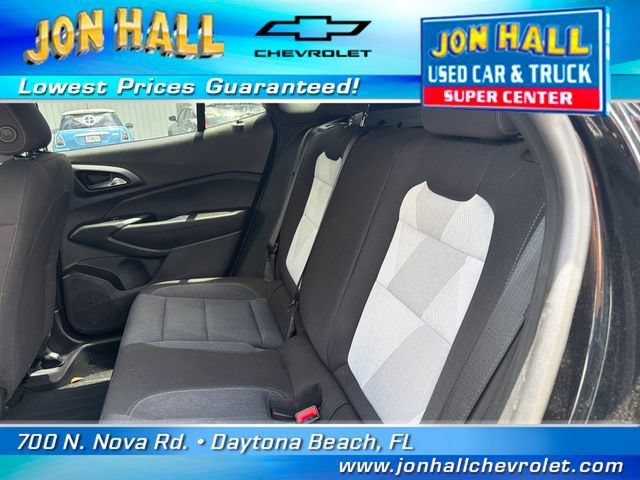 Used 2024 Chevrolet Trax RS w/ Driver Confidence Package FWD image 19