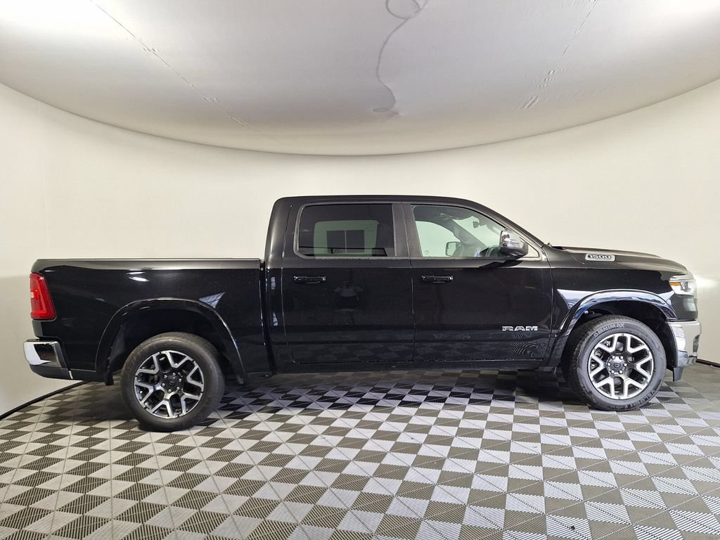 Used 2025 RAM 1500 Laramie AWD/4WD image 4