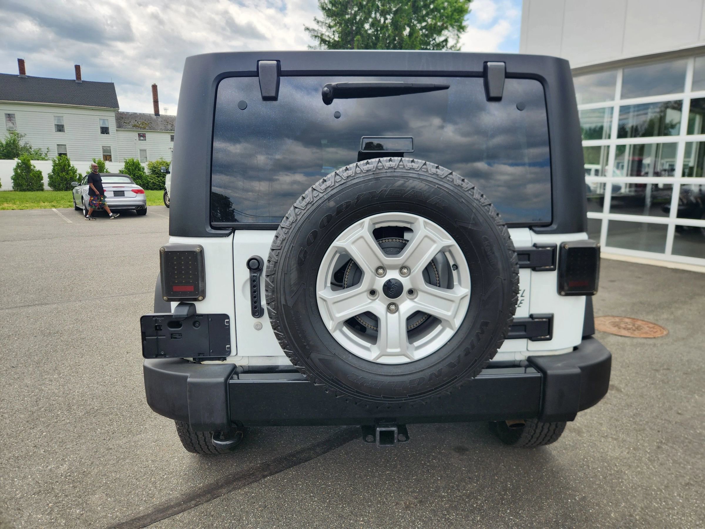 Used 2017 Jeep Wrangler Unlimited Sport AWD/4WD image 13