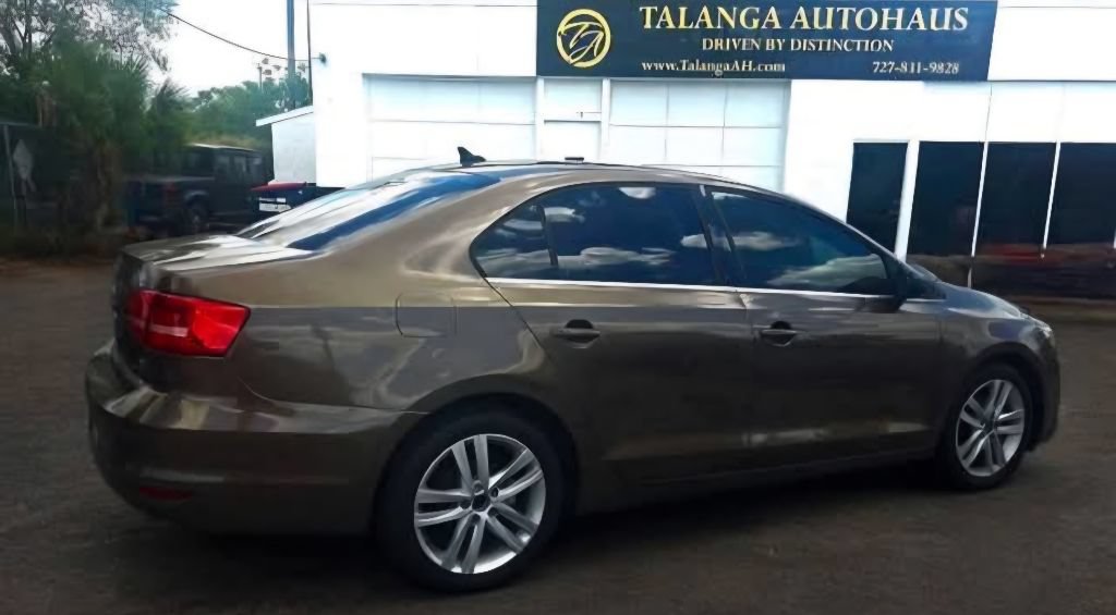 Used 2015 Volkswagen Jetta TDI SEL FWD image 4