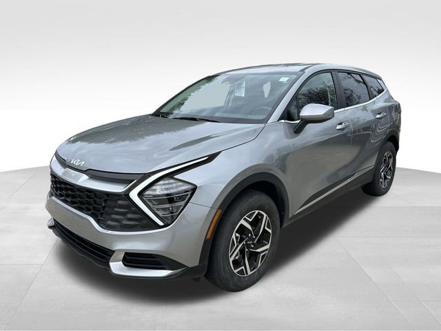 Used 2025 Kia Sportage LX image 5