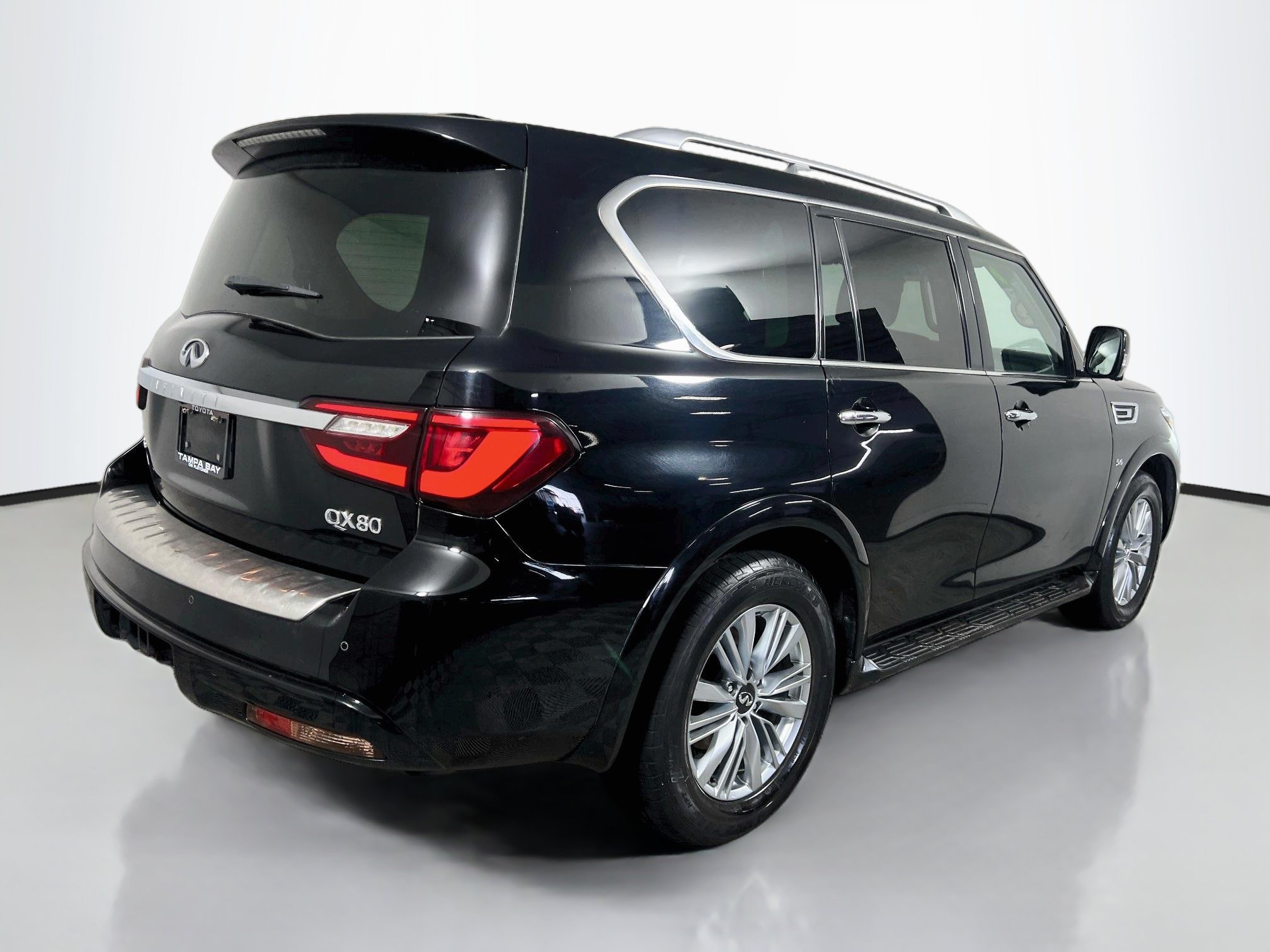 Used 2020 INFINITI QX80 Luxe w/ Proassist Package AWD/4WD image 4