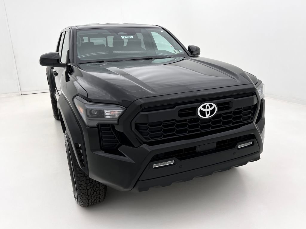 New 2025 Toyota Tacoma TRD Off-Road image 3