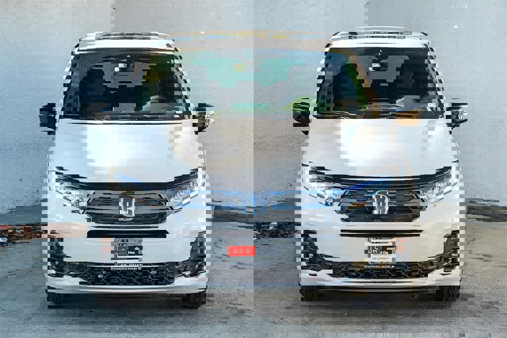 New 2026 Honda Odyssey Sport-L image 2