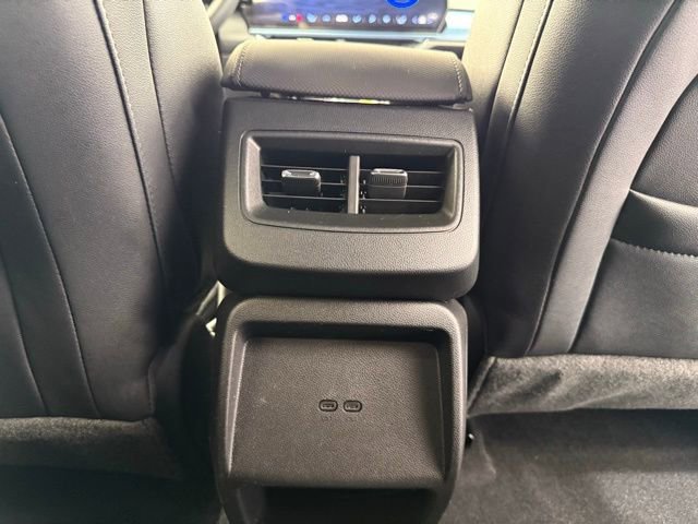 New 2026 Chevrolet Equinox EV LT AWD/4WD image 29