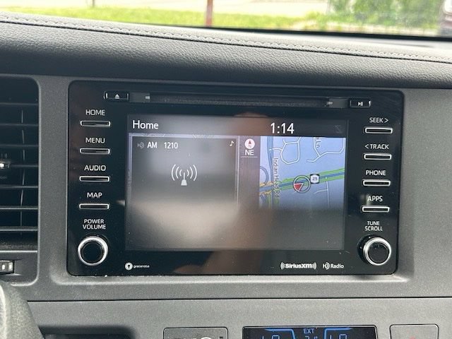 Used 2020 Toyota Sienna XLE w/ XLE Navigation Package AWD/4WD image 26