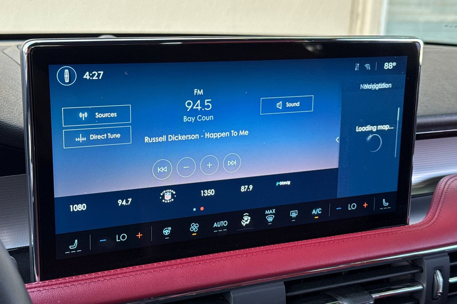 Used 2025 Lincoln Corsair Grand Touring w/ Equipment Group 302A image 17