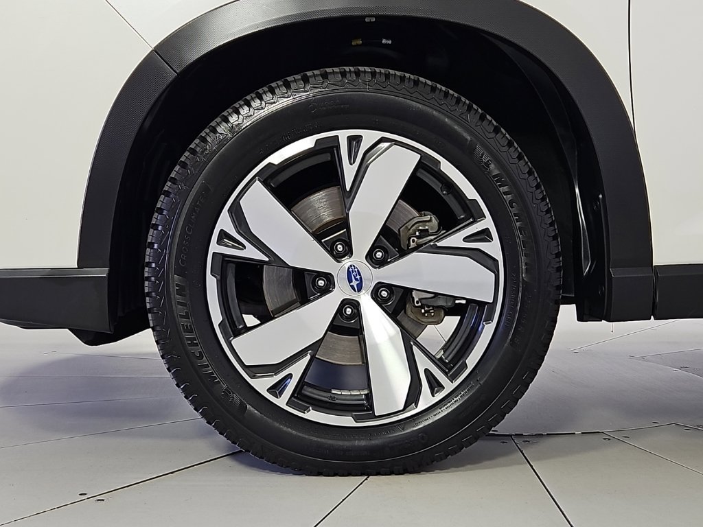 Used 2020 Subaru Forester Touring w/ Popular Package #2 AWD/4WD image 5