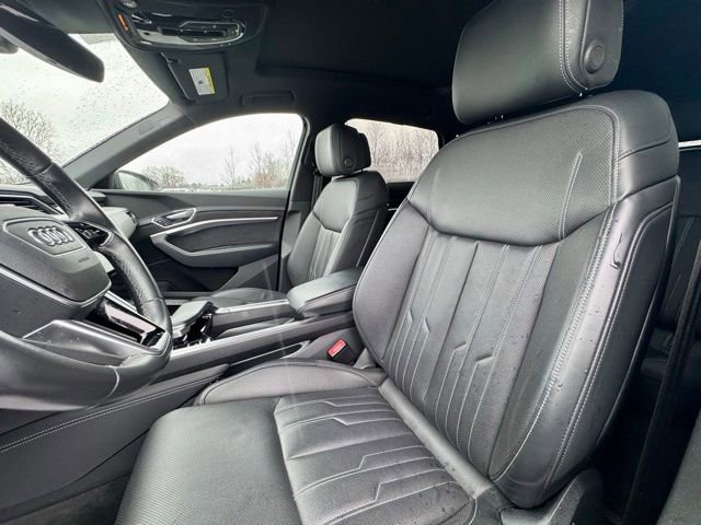 Used 2023 Audi e-tron Chronos w/ Chronos Package image 14