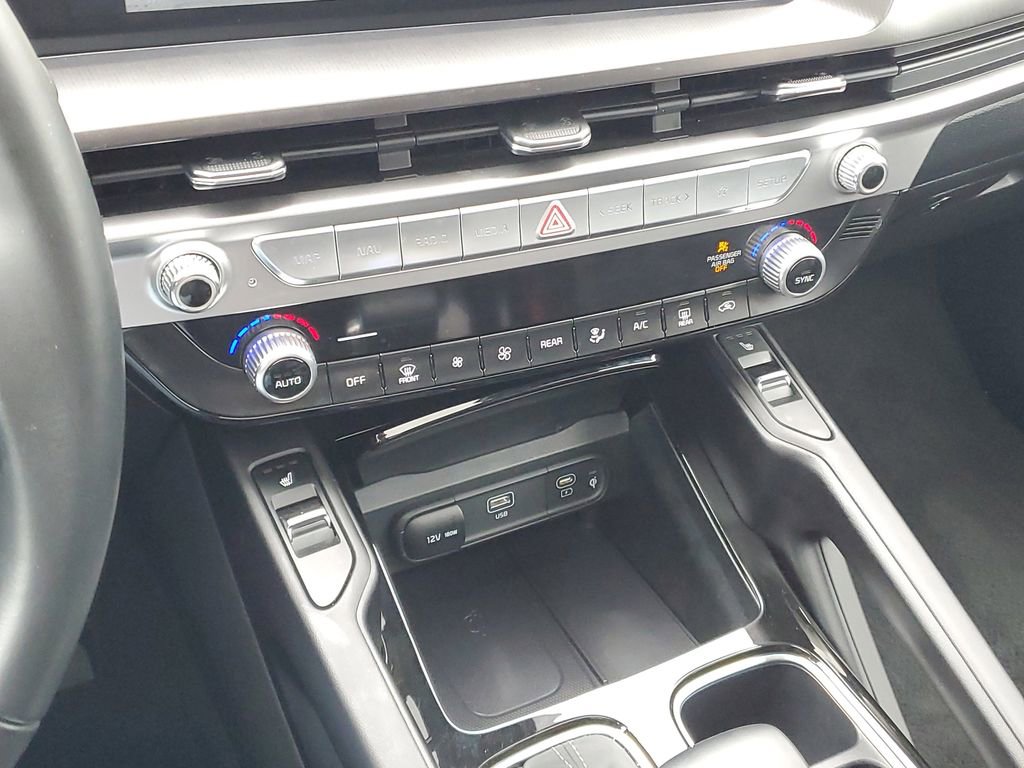 Certified 2024 Kia Telluride S w/ S Sunroof Package image 21