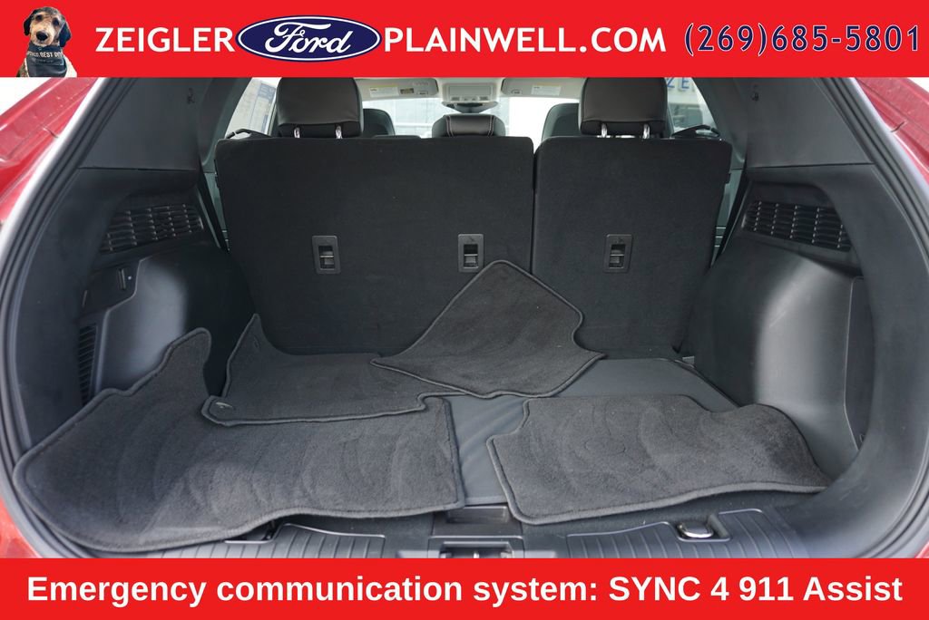 Used 2023 Ford Escape Platinum w/ Premium Technology Package AWD/4WD image 10