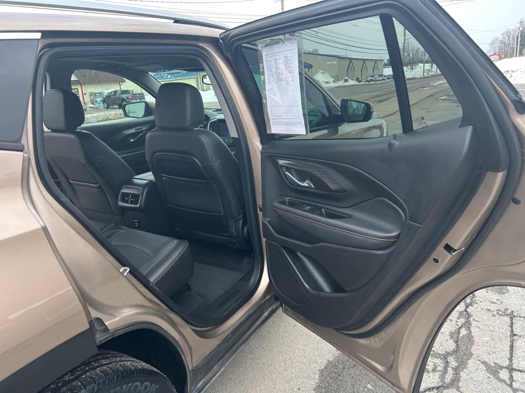 Used 2018 GMC Terrain SLT w/ Preferred Package image 28