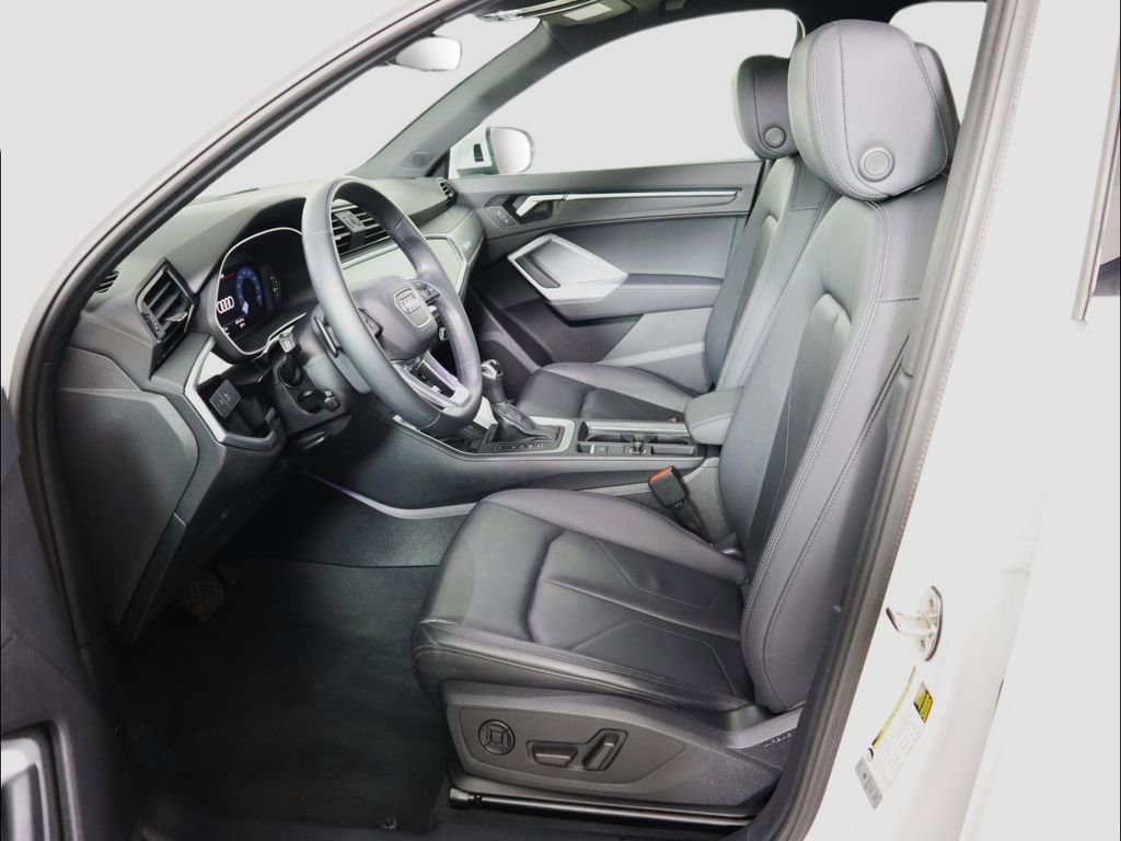 Certified 2023 Audi Q3 2.0T Premium Plus image 13