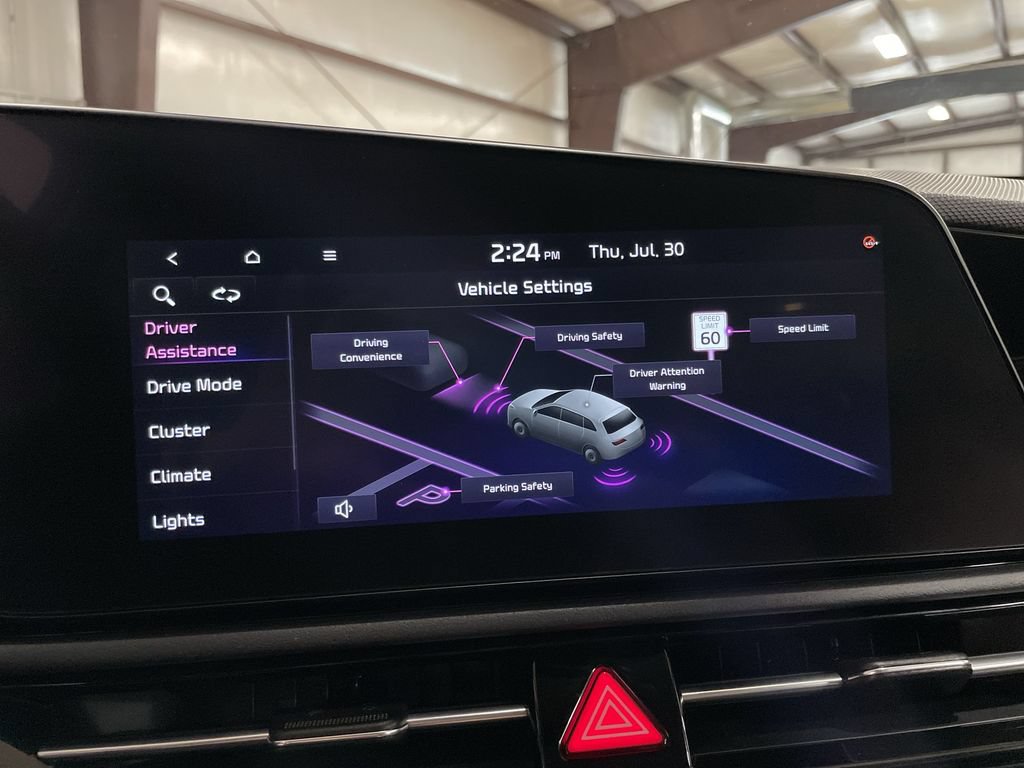 Used 2024 Kia Niro Wind FWD image 35