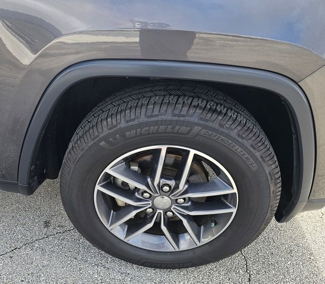 Used 2017 Jeep Grand Cherokee Limited w/ Luxury Group II image 10