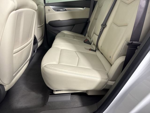 Used 2018 Cadillac XT5 Luxury w/ Driver Awareness Package AWD/4WD image 23