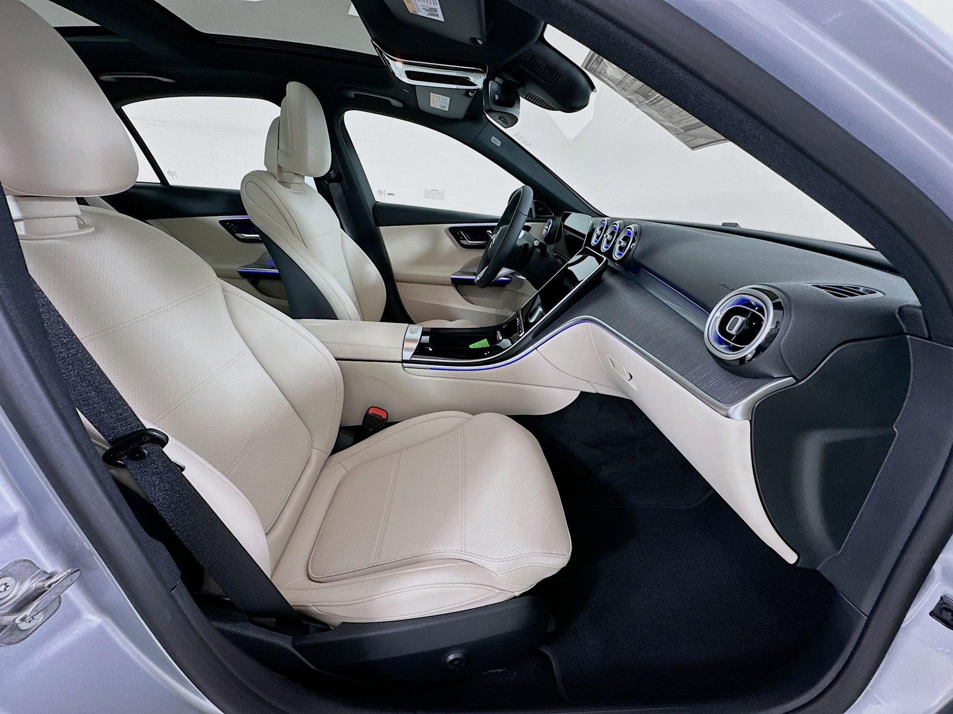 New 2026 Mercedes-Benz C 300 4MATIC Sedan image 31