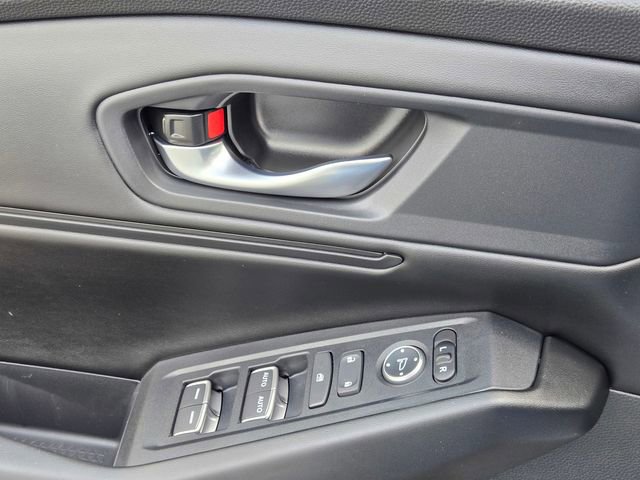 New 2025 Honda Accord SE image 18