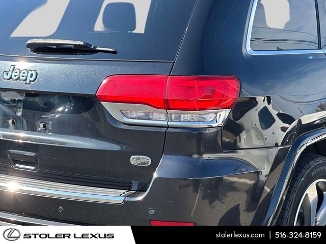Used 2016 Jeep Grand Cherokee Overland w/ Advanced Technology Group image 12