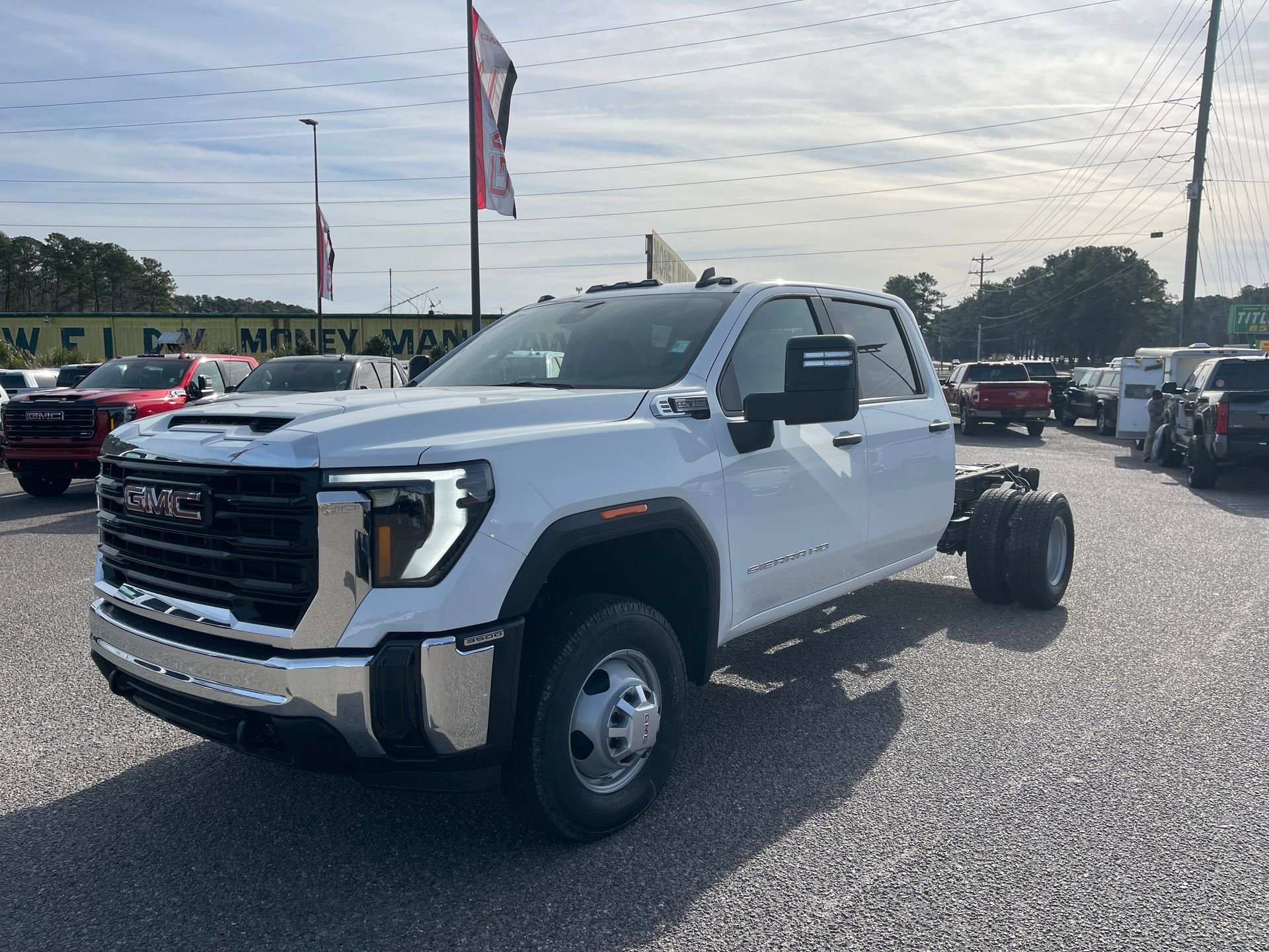New 2026 GMC Sierra 3500 Pro w/ Convenience Package