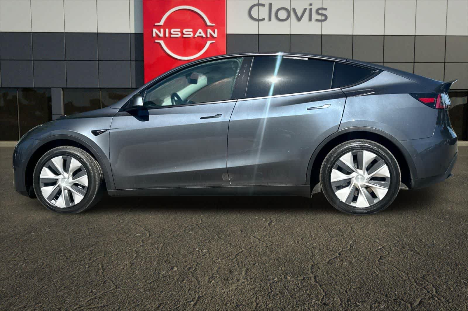 Used 2020 Tesla Model Y Long Range AWD/4WD image 6