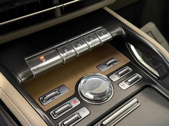 Used 2024 Lincoln Nautilus Reserve w/ Equipment Group 203A image 16