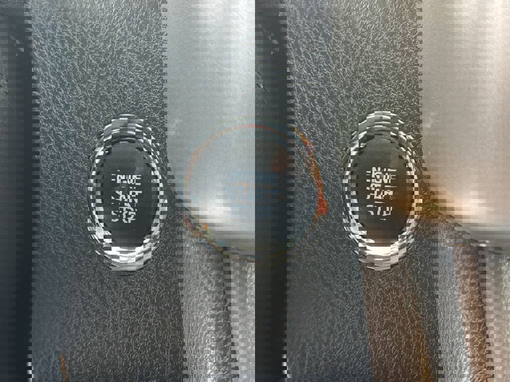 Used 2019 Toyota Highlander Limited Platinum image 29