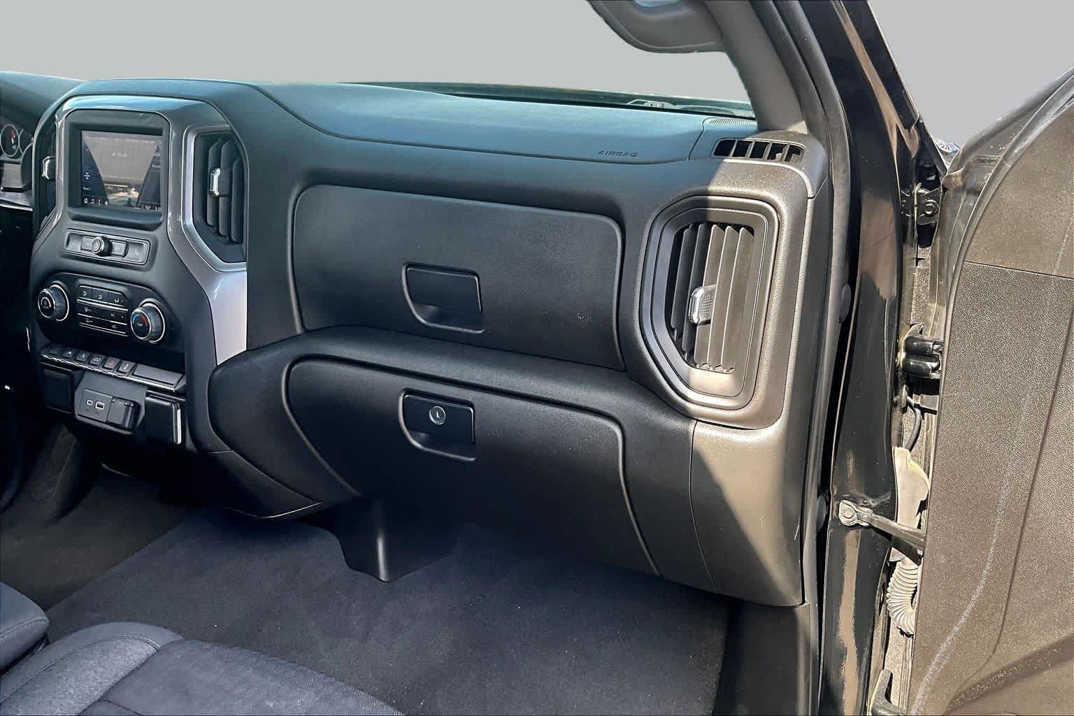 Used 2022 Chevrolet Silverado 1500 Custom AWD/4WD image 18