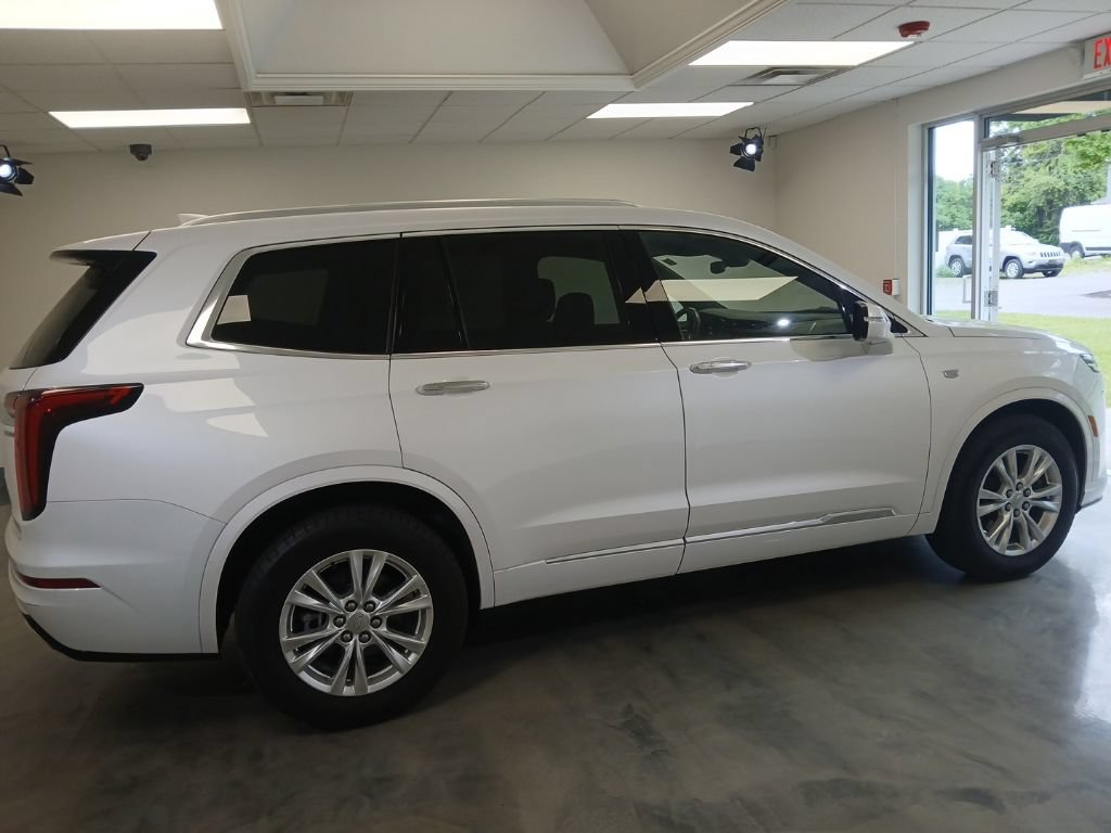 Used 2024 Cadillac XT6 Luxury AWD/4WD image 8
