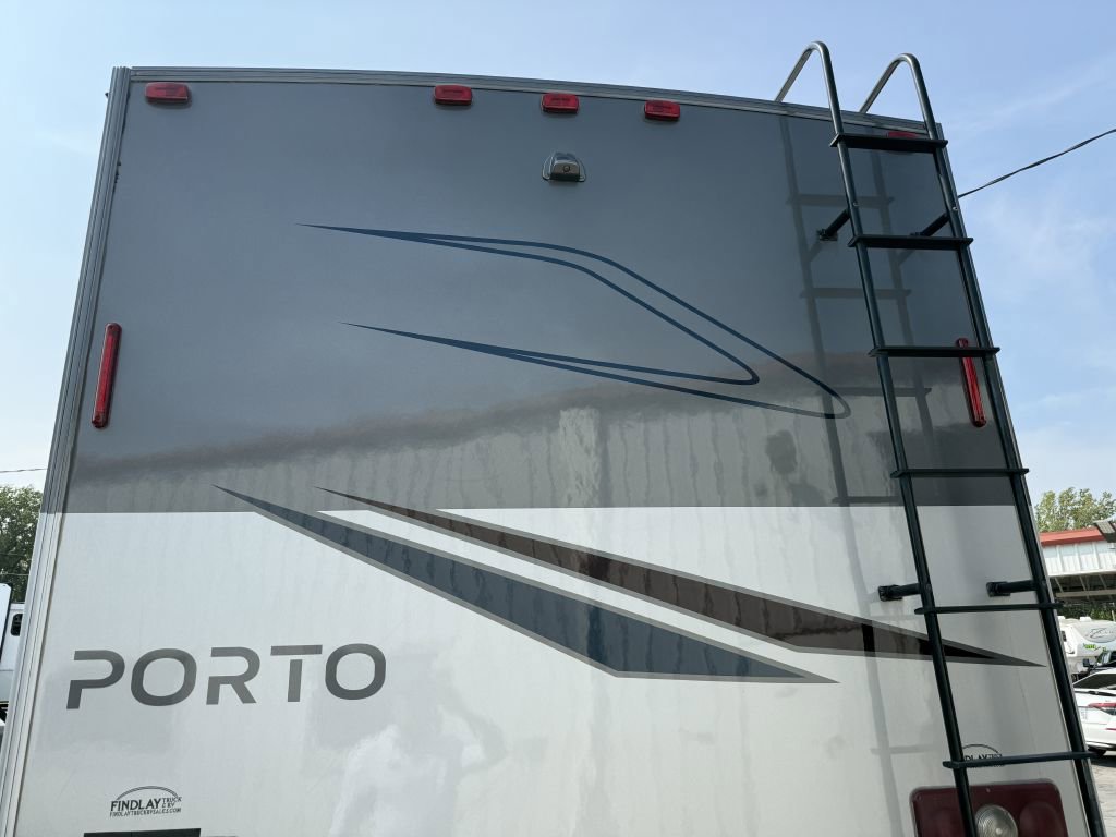Used 2019 Mercedes-Benz Sprinter 170 image 25