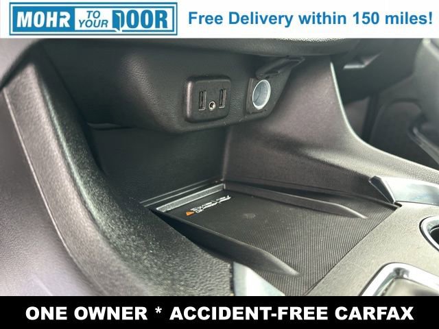 Used 2023 Chevrolet Traverse LT image 18