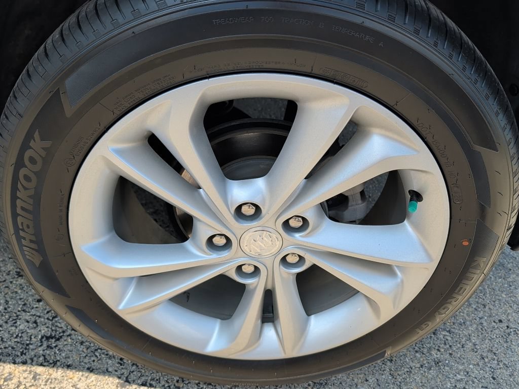 Used 2021 Buick Encore GX Preferred FWD image 9