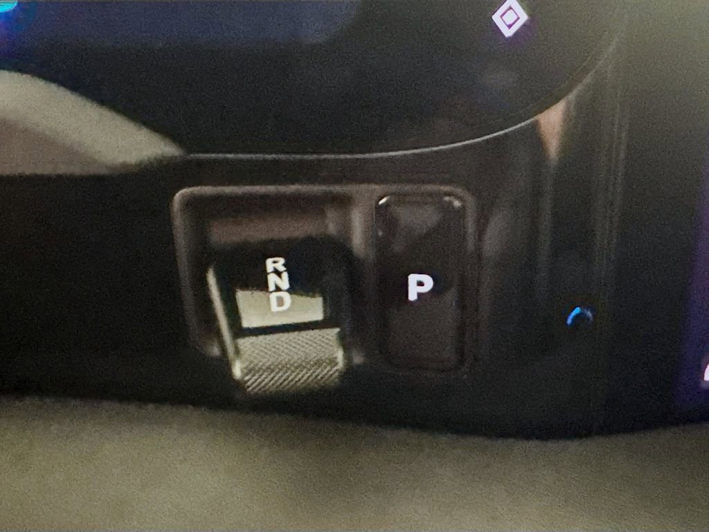 Used 2024 Porsche Taycan image 16