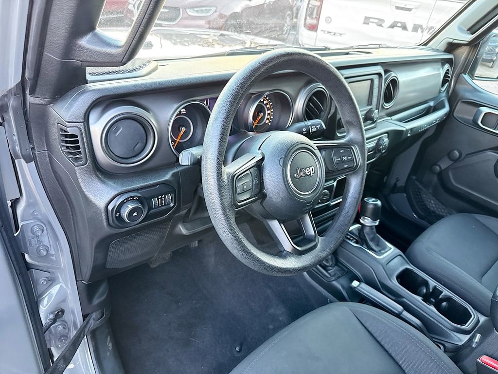 Used 2021 Jeep Wrangler Unlimited Sport image 10