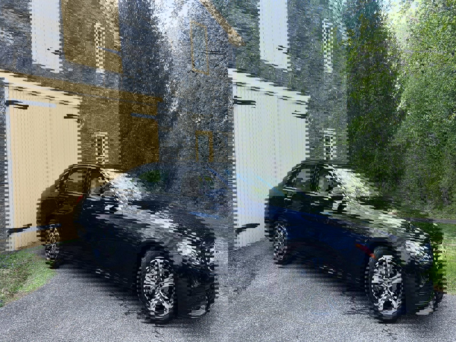 Used 2019 Mercedes-Benz E 300 4MATIC image 98